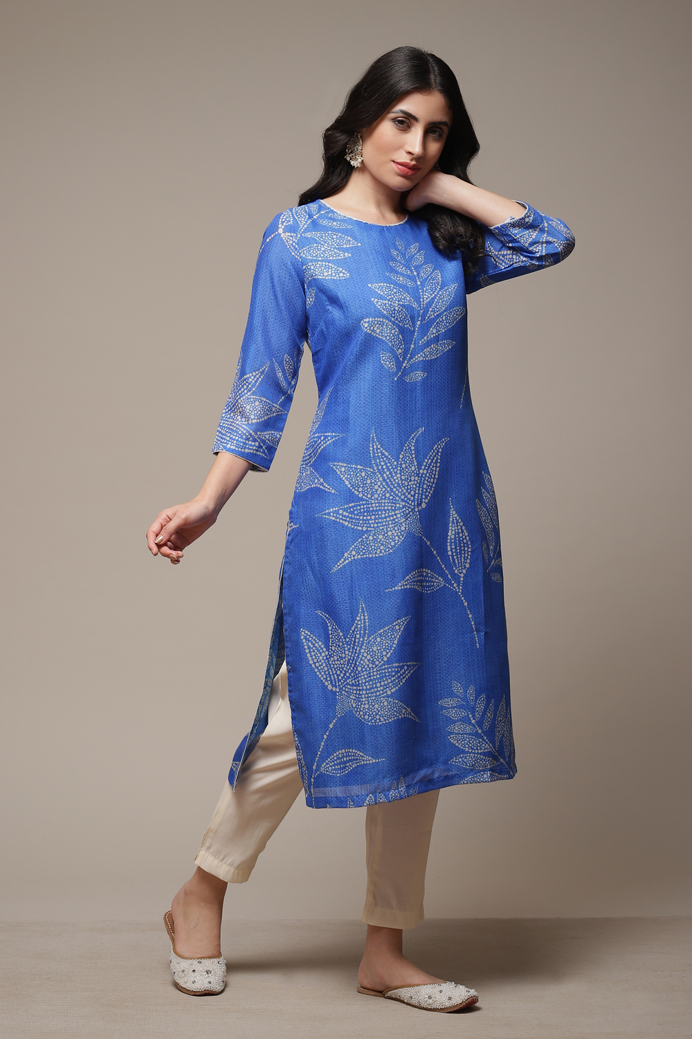 Blue Cotton Blend Straight Printed Kurta image number 4