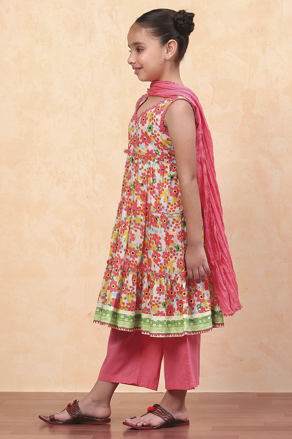 Coral Pure Cotton Floral Printed Tiered Suit Set image number 3