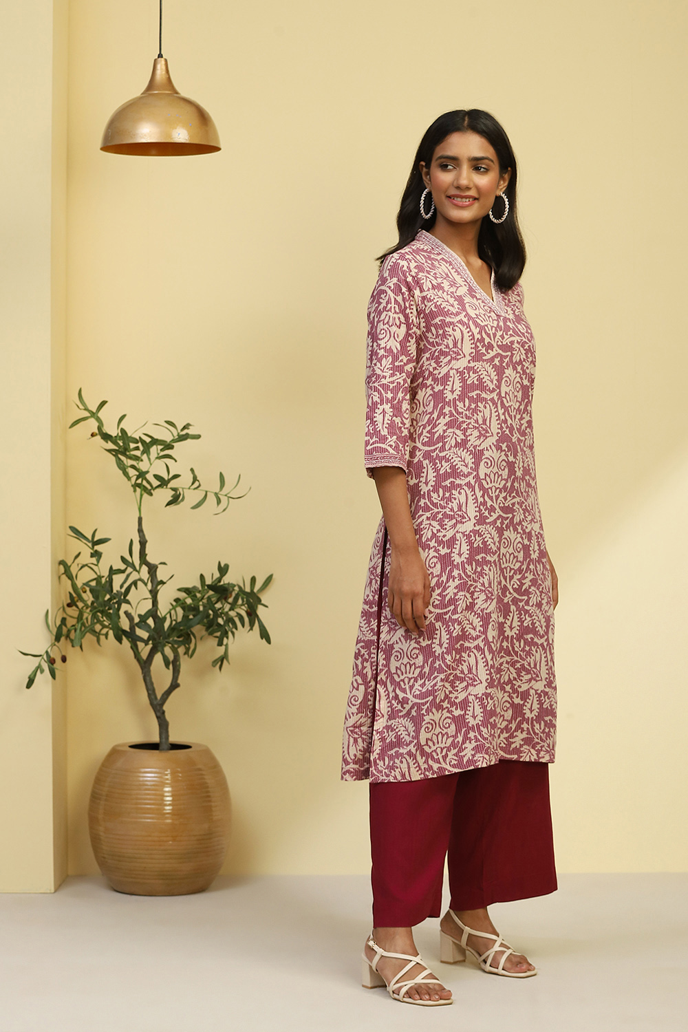 Purple Cotton Printed Straight Kurta image number 4