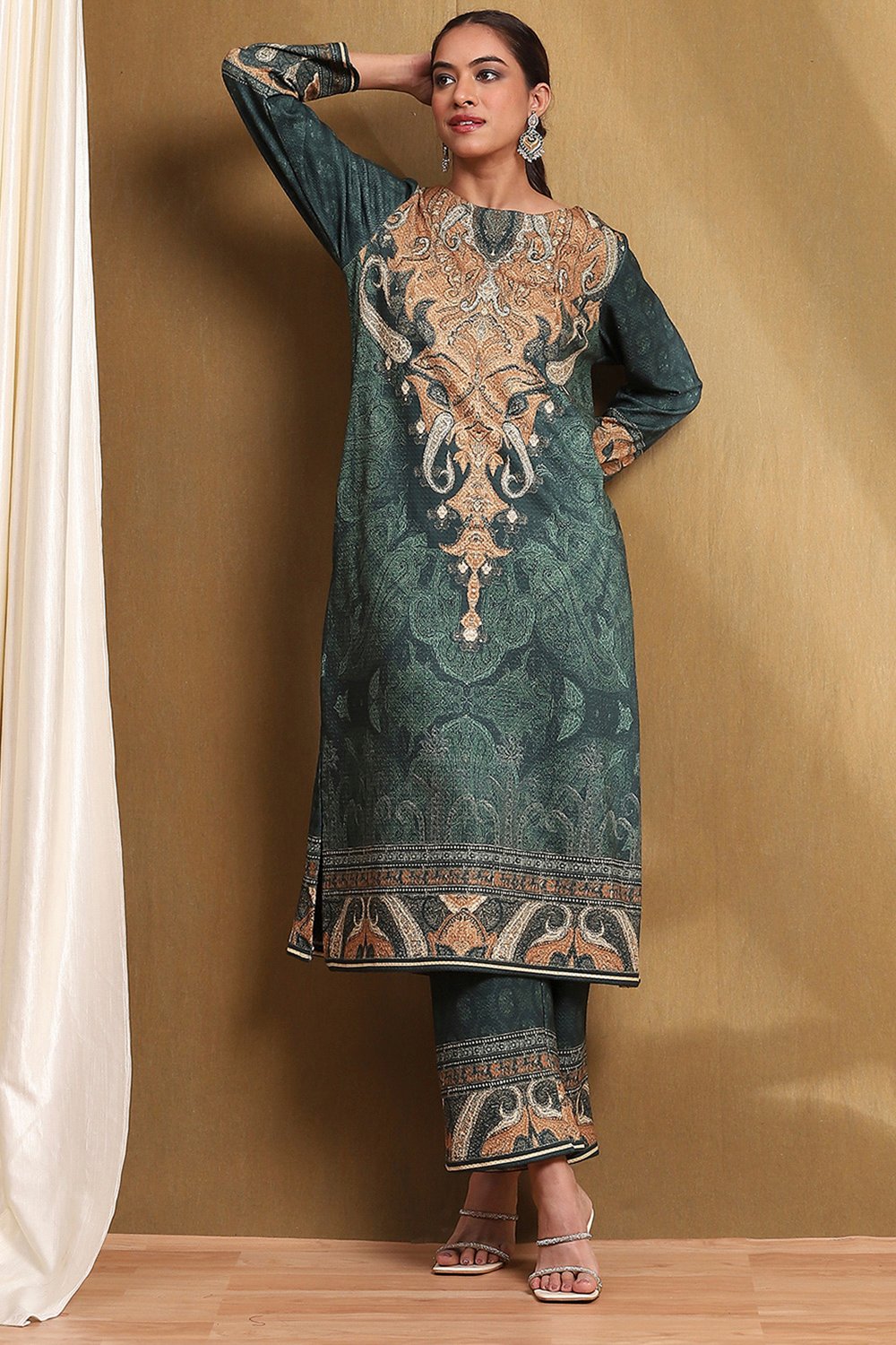 Teal Printed Straight Winter wear Kurta Set image number 0