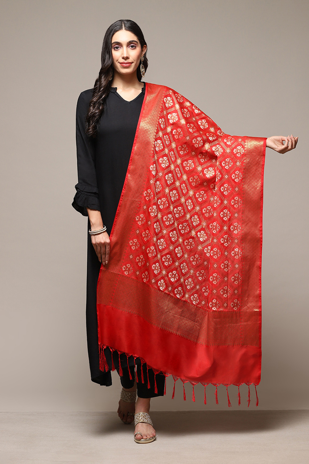 Churidar with pattu dupatta hotsell