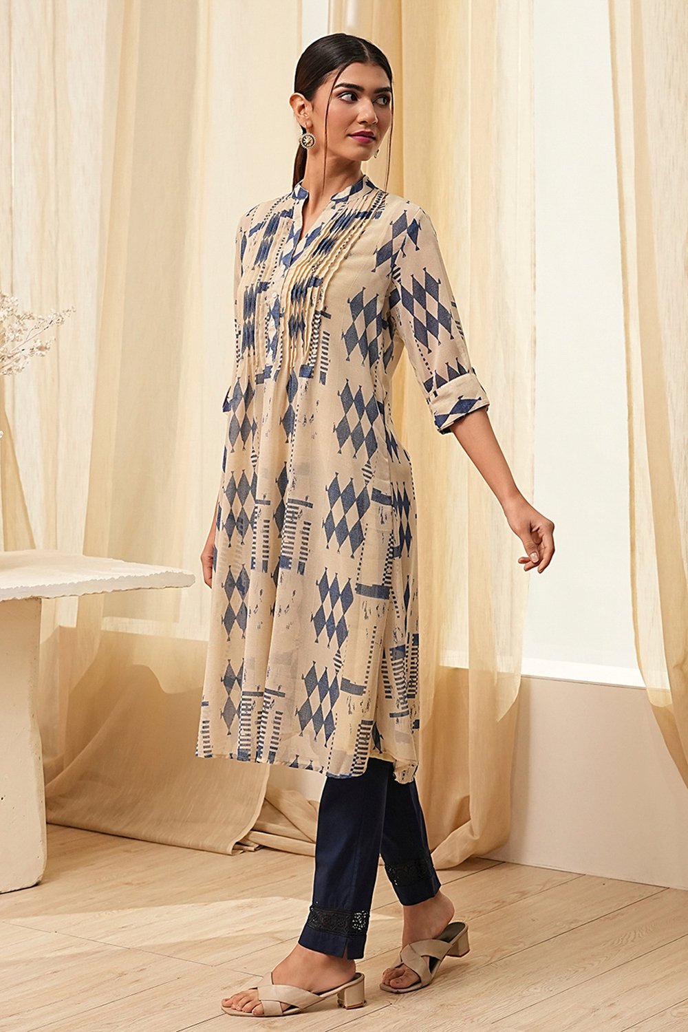 Beige Printed A-Line Kurta image number 2