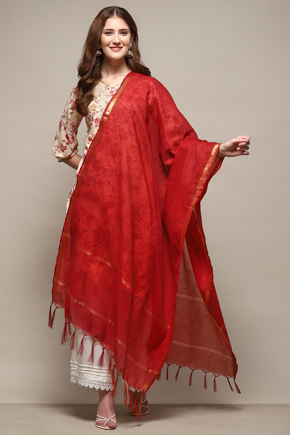 Red Cotton Blend Yard-Dyed Dupatta image number 2