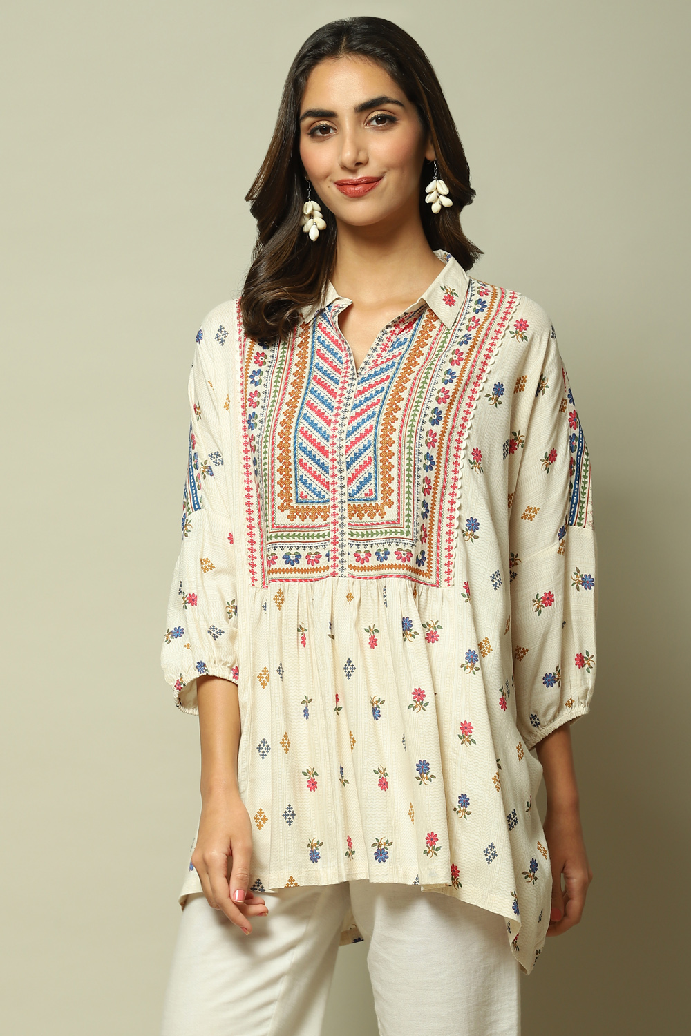 Blue LIVA Printed Kurti image number 2