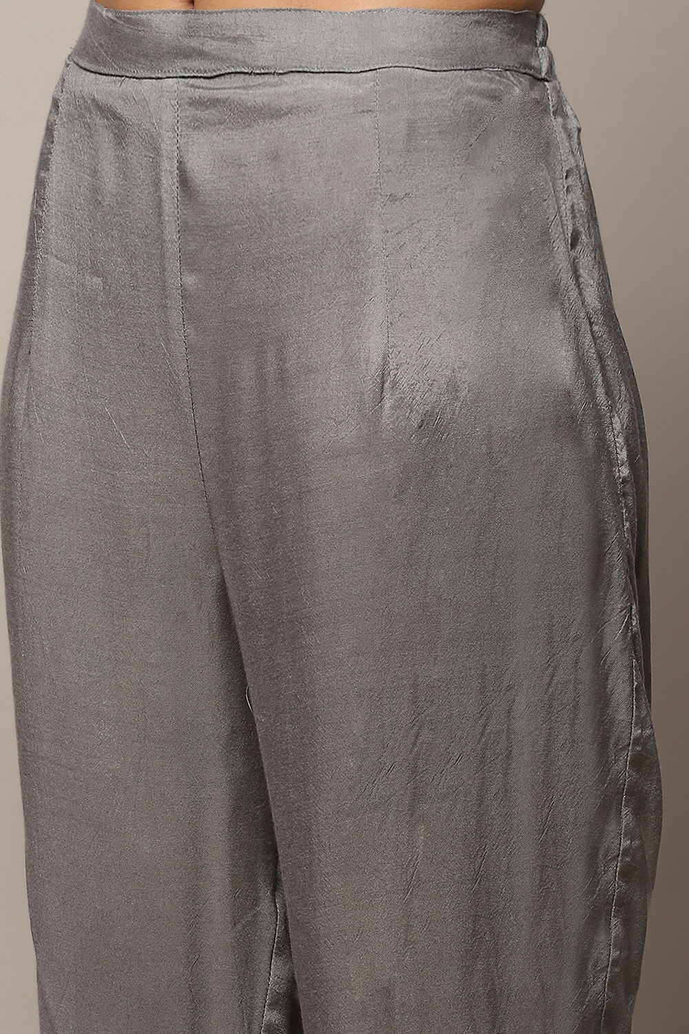 Grey Organza Unstitched Suit Set image number 3