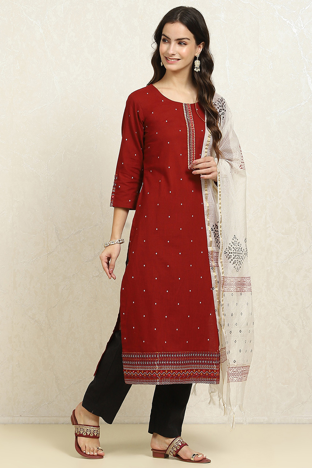 Red Cotton Handloom Unstitched Suit Set image number 6