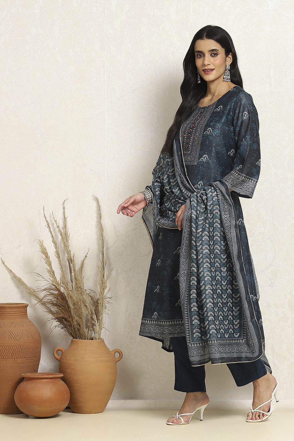 Blue Chanderi Geometric Printed Unstitched Suit Set image number 4