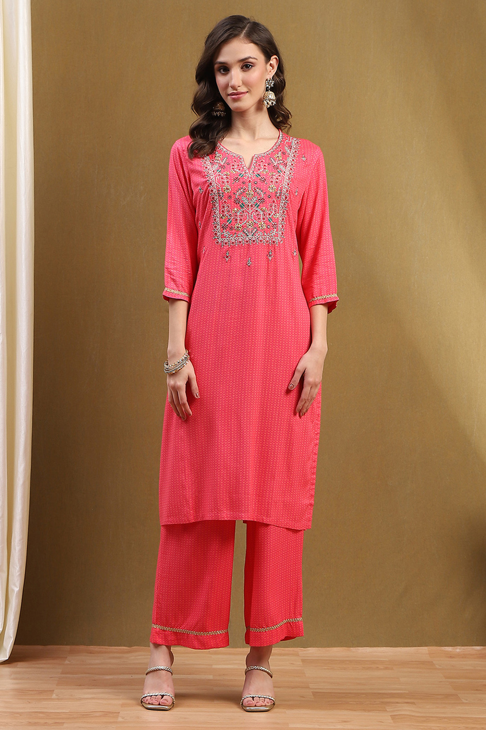 Pink Printed Festive Straight Suit Set image number 6