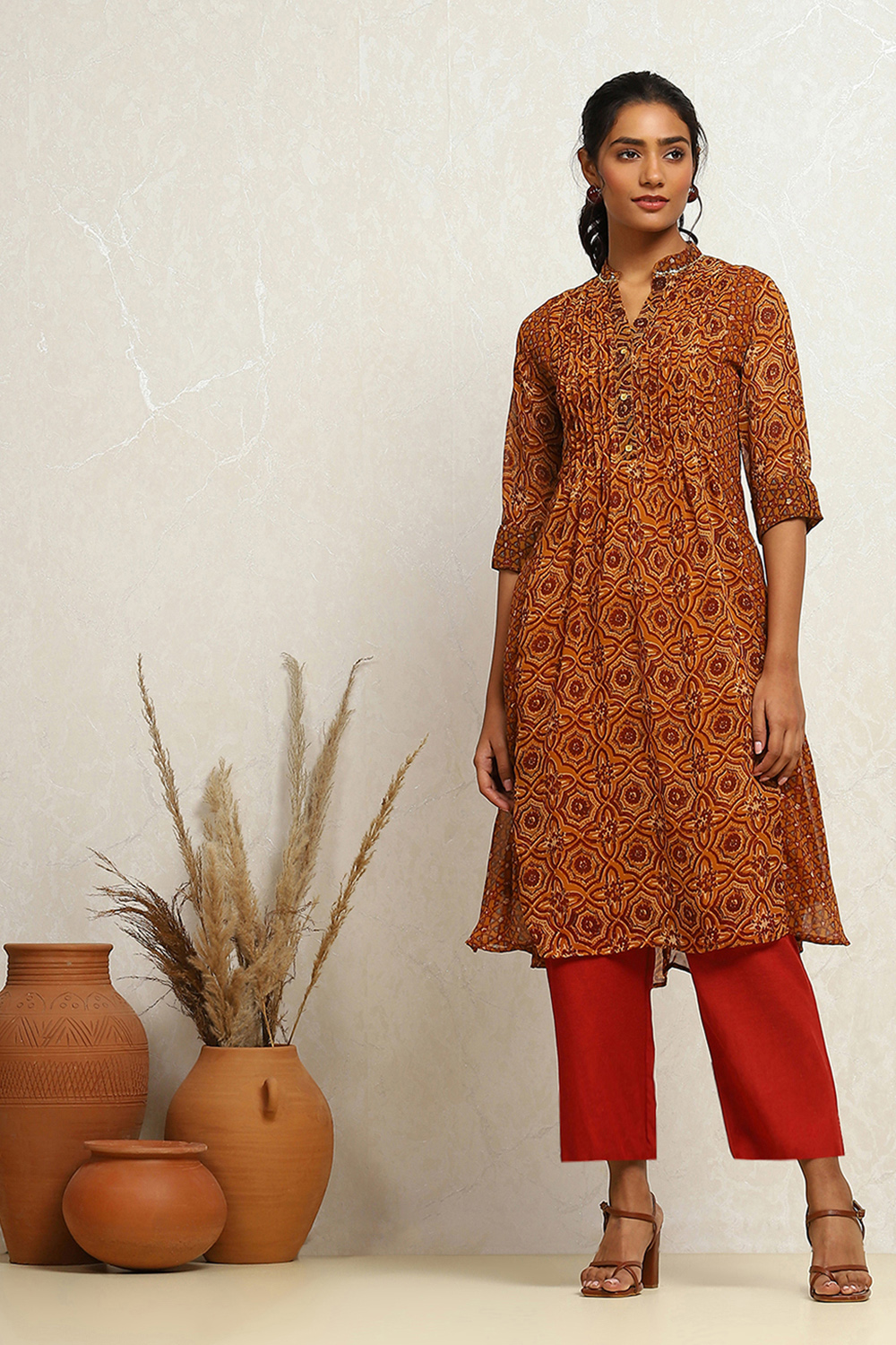 Mustard and Maroon Georgette Printed A-Line Kurta image number 5