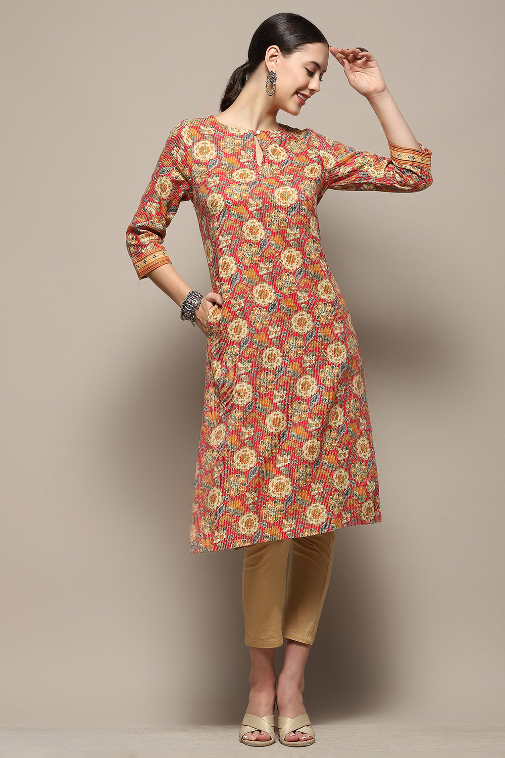 Pink Cotton Floral Printed Straight Kurta image number 0