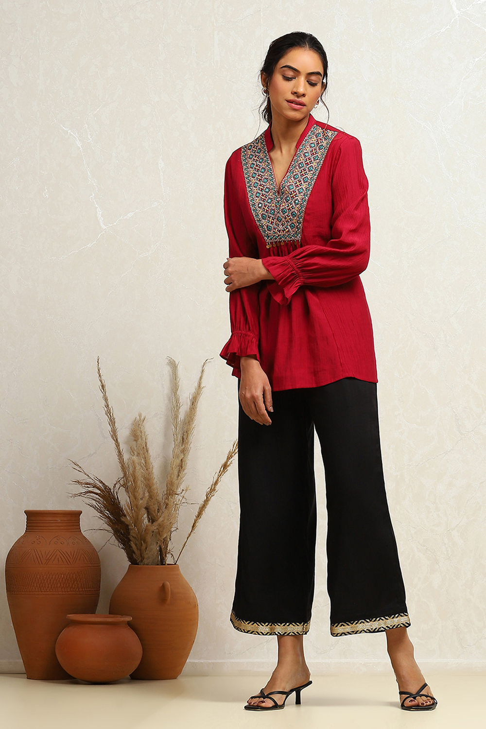 Black Embroidered A-Line Kurti image number 5