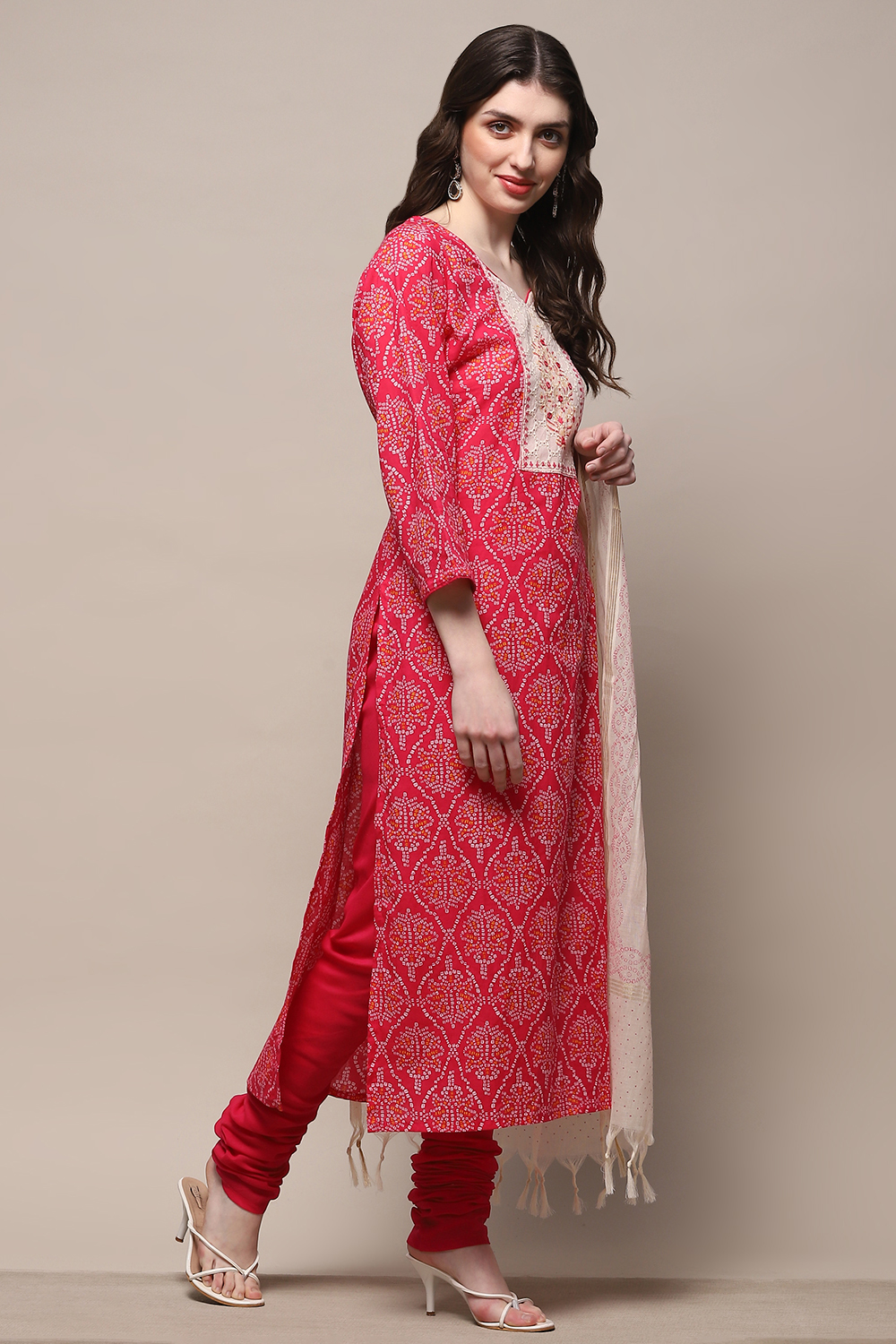 Pink Cotton Unstitched Suit Set image number 7