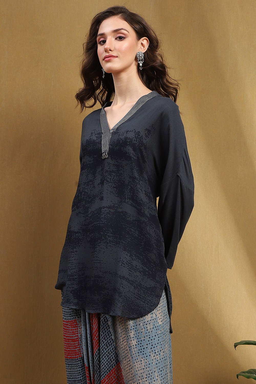 Indigo Rayon Straight Set image number 8