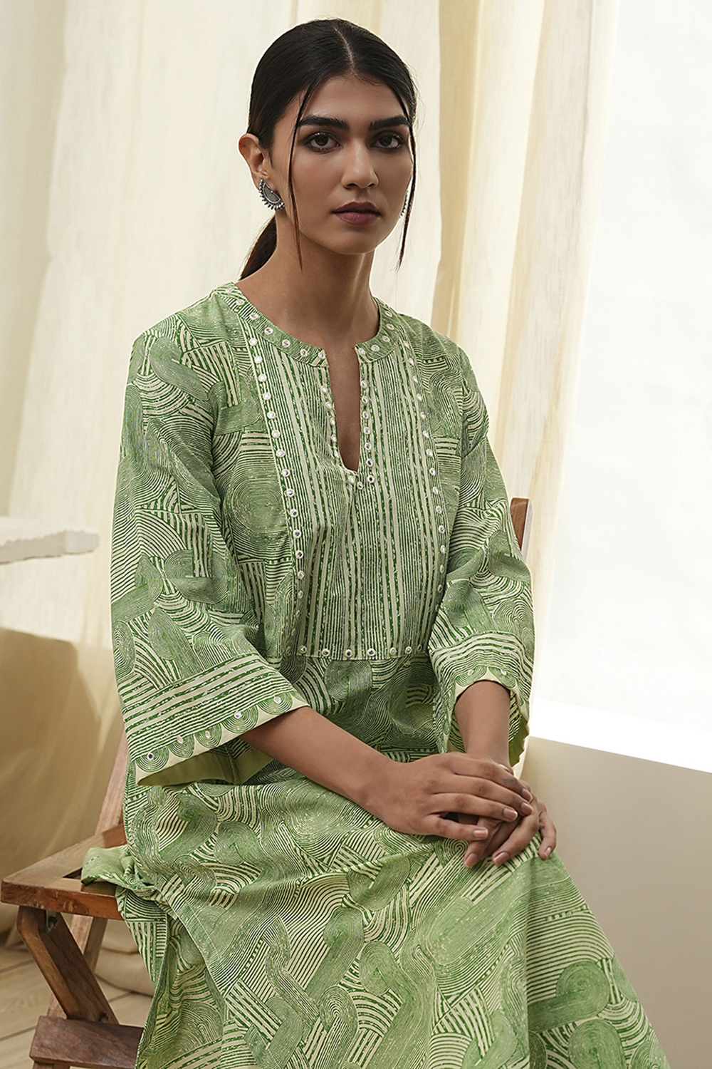 Green Straight Kurta image number 6