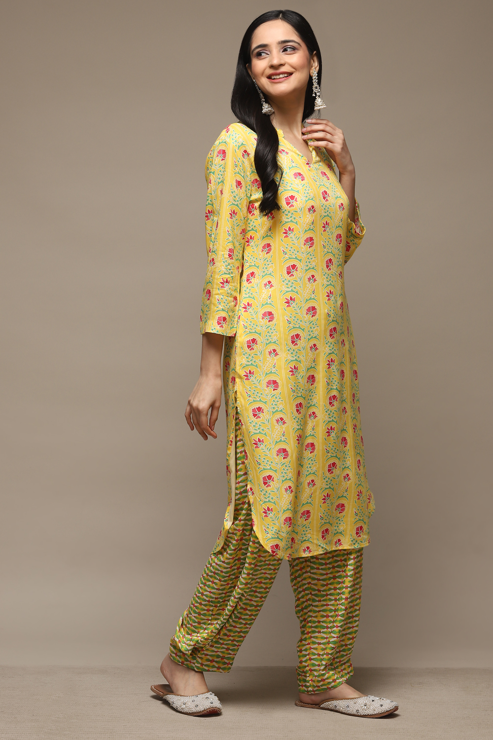 Yellow Rayon Straight Kurta Pants Suit Set image number 5