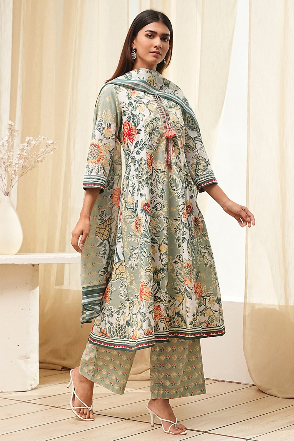 Sage Green Cotton Kalidar Suit Set image number 5