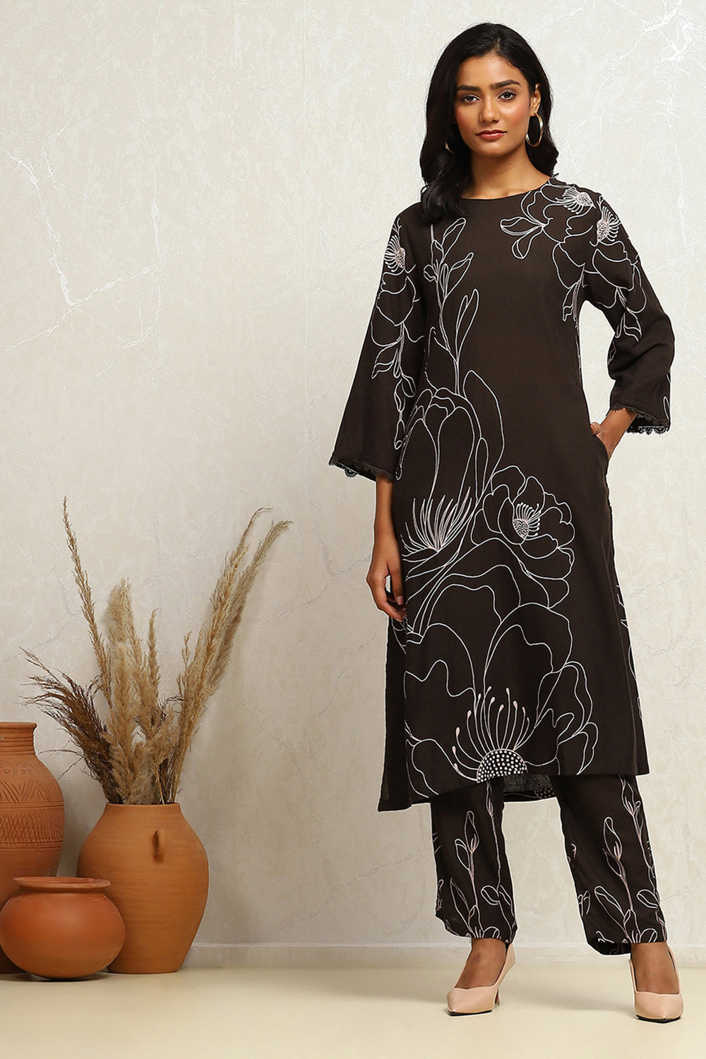 Black Floral Printed Straight Kurta Set image number 0