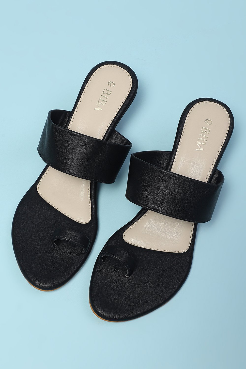 Black Pu Ring Toe Sandals image number 2