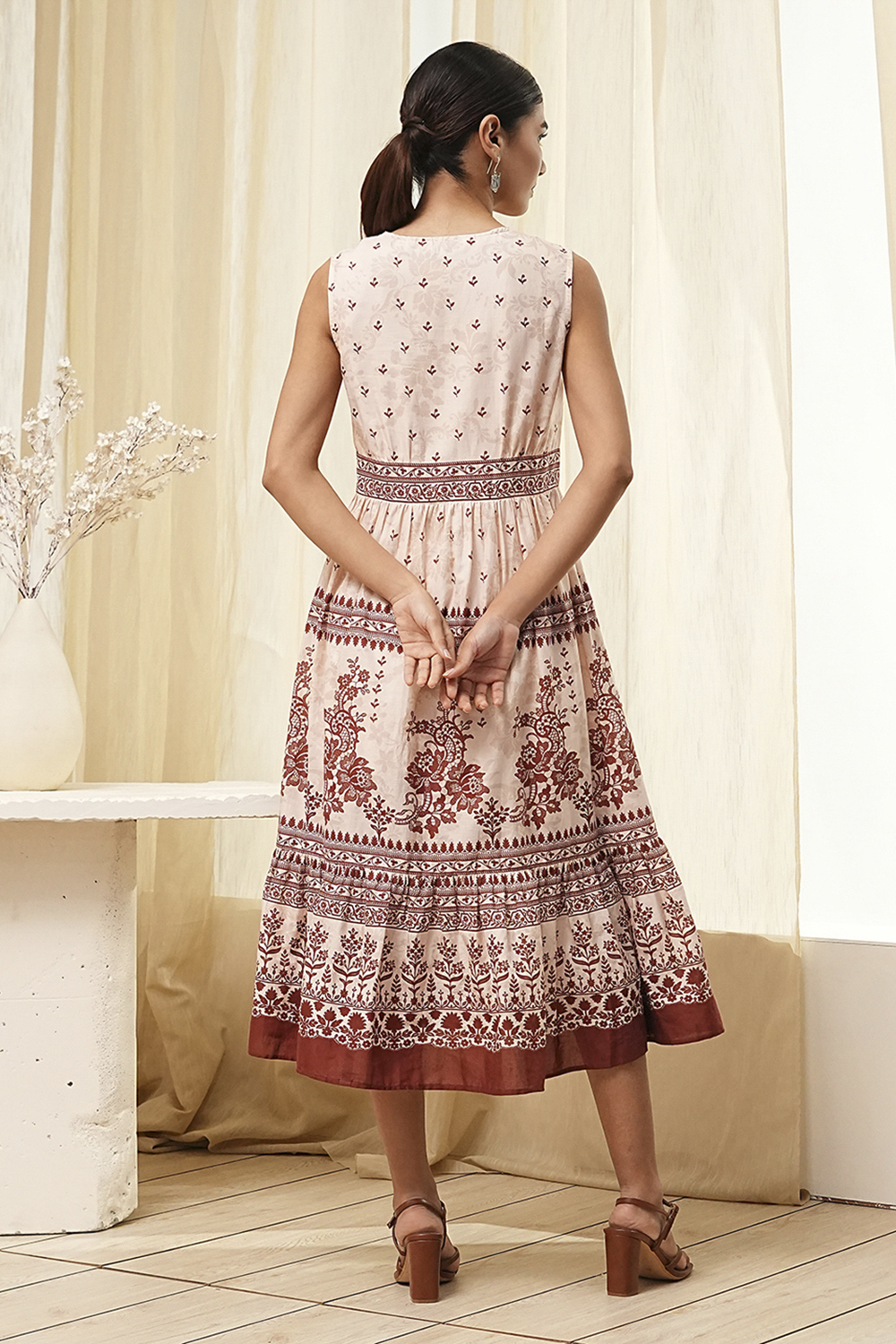 White-Rust Cotton Tiered Printed Dress image number 3