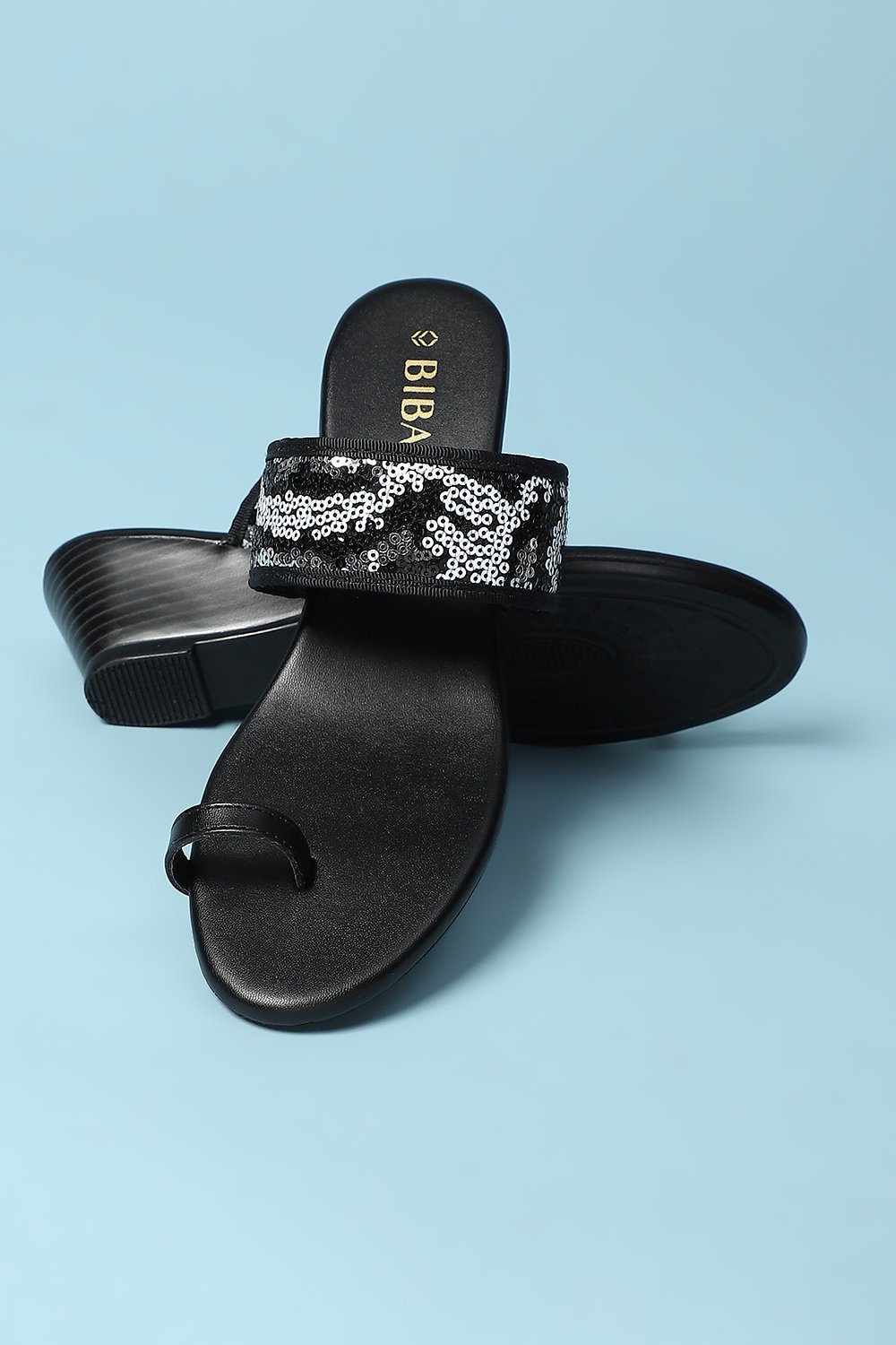 Black Pu Ring Toe Sandals image number 3