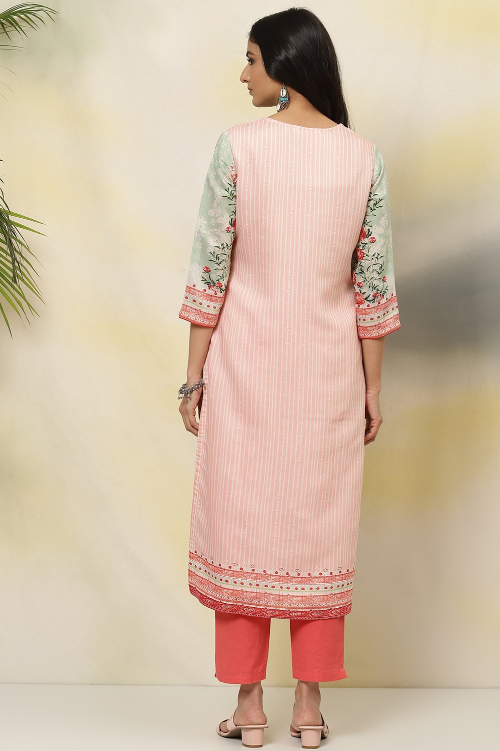 Pink Art Silk Straight Printed Kurta image number 4