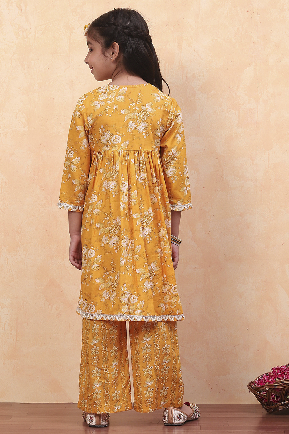 Yellow Cotton Floral Printed Festive Gathered Suit Set image number 4