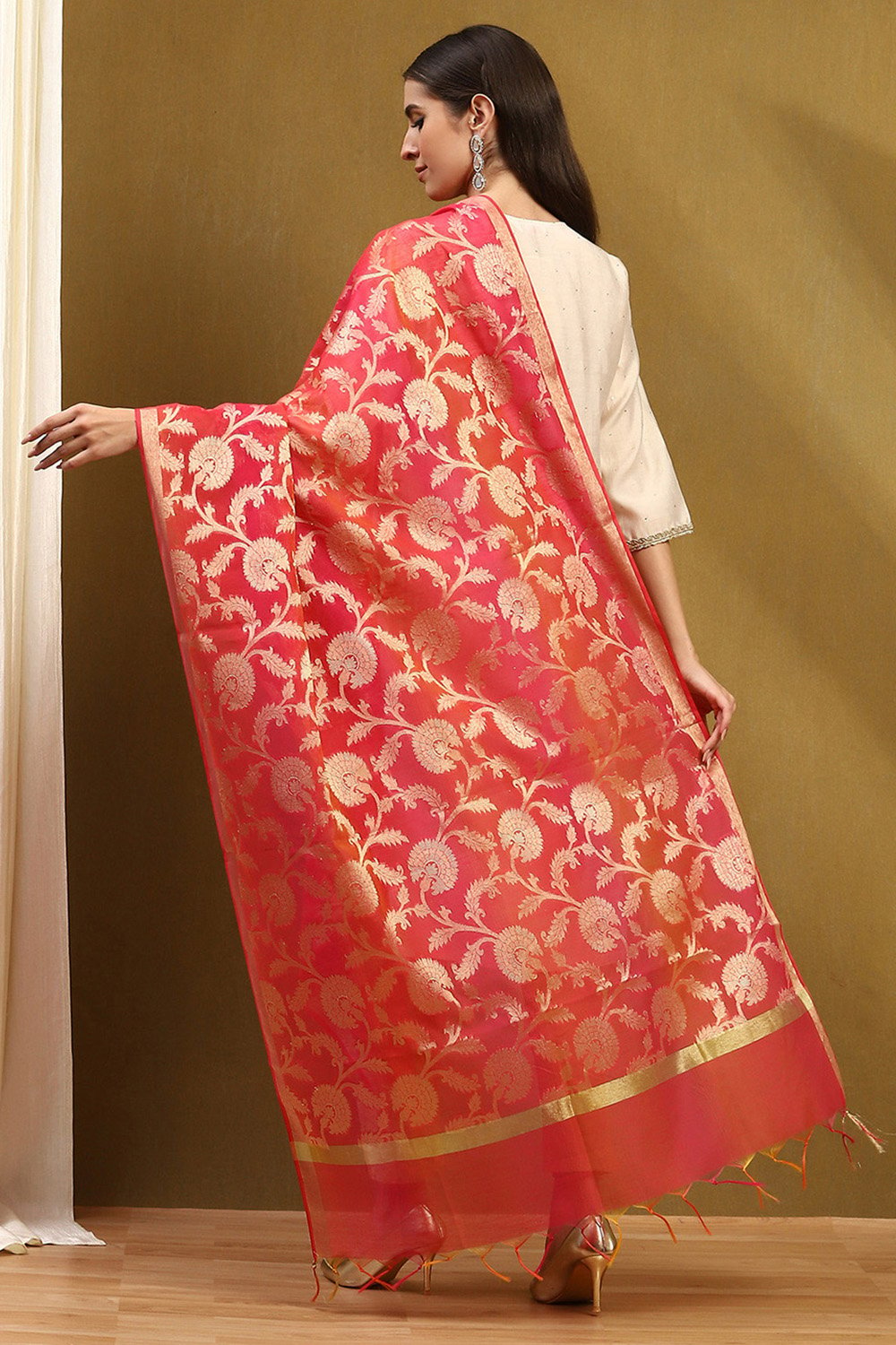 Pink Polyester Dupatta image number 3