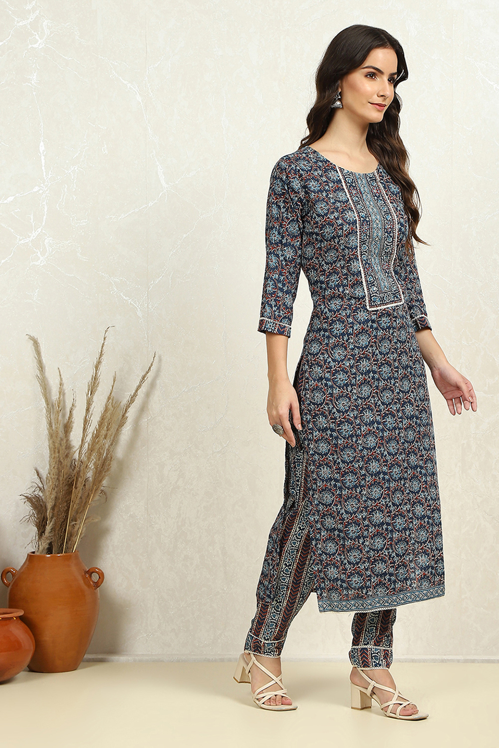 Blue Cotton Floral Printed Unstitched Suit Set image number 6