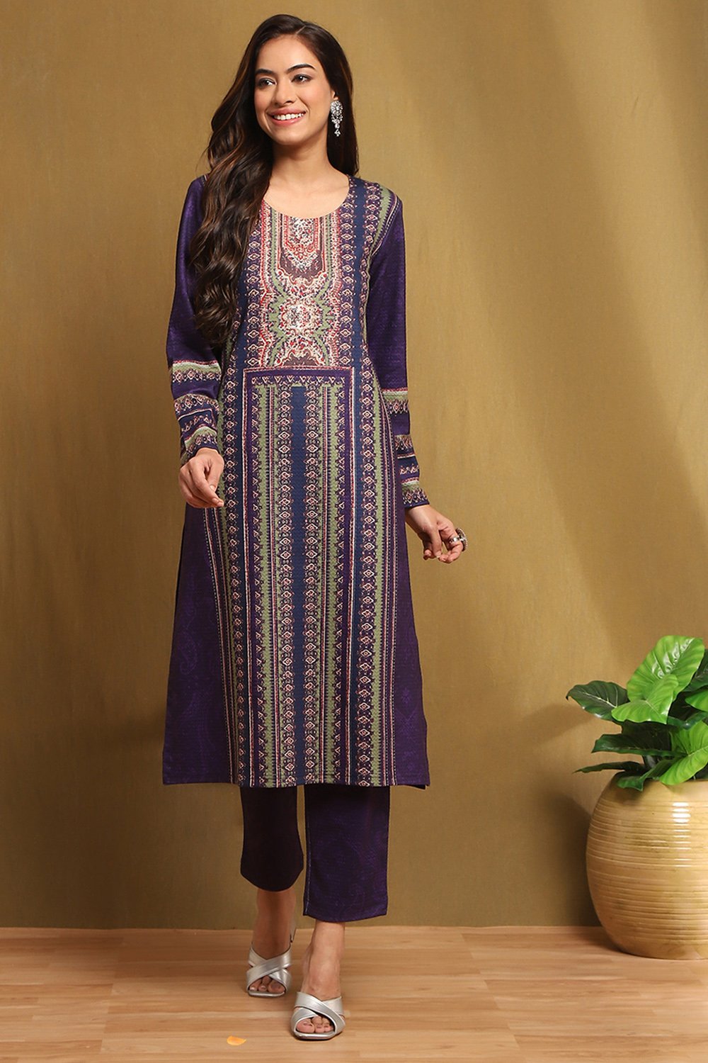 Purple Polyester Blend Straight Kurta Pants Set image number 6