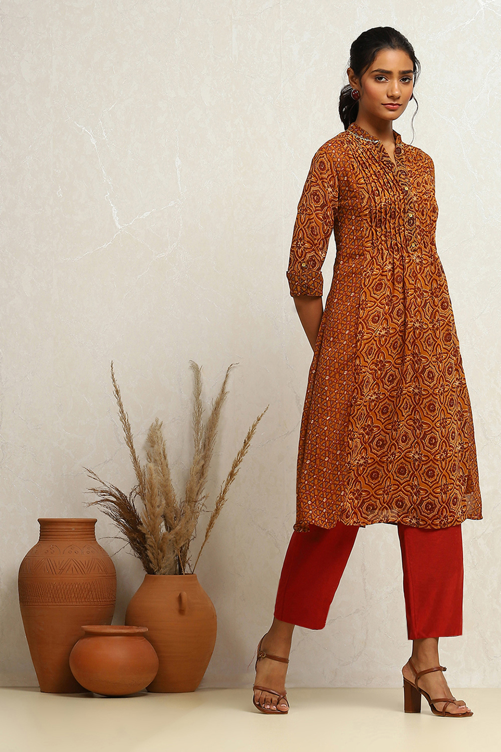 Mustard and Maroon Georgette Printed A-Line Kurta image number 4