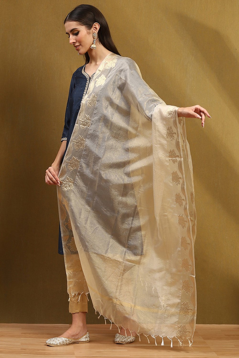 Gold Polyester Dupatta image number 2