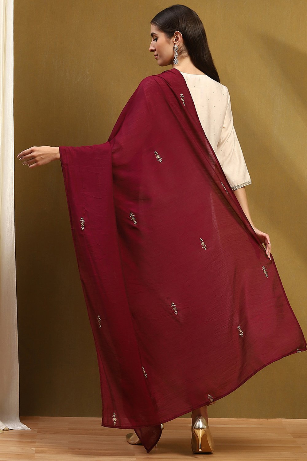 Wine Polyester Dupatta image number 3