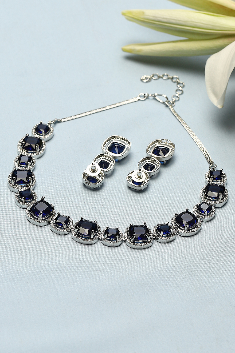 Navy Blue Brass Necklace Set image number 2