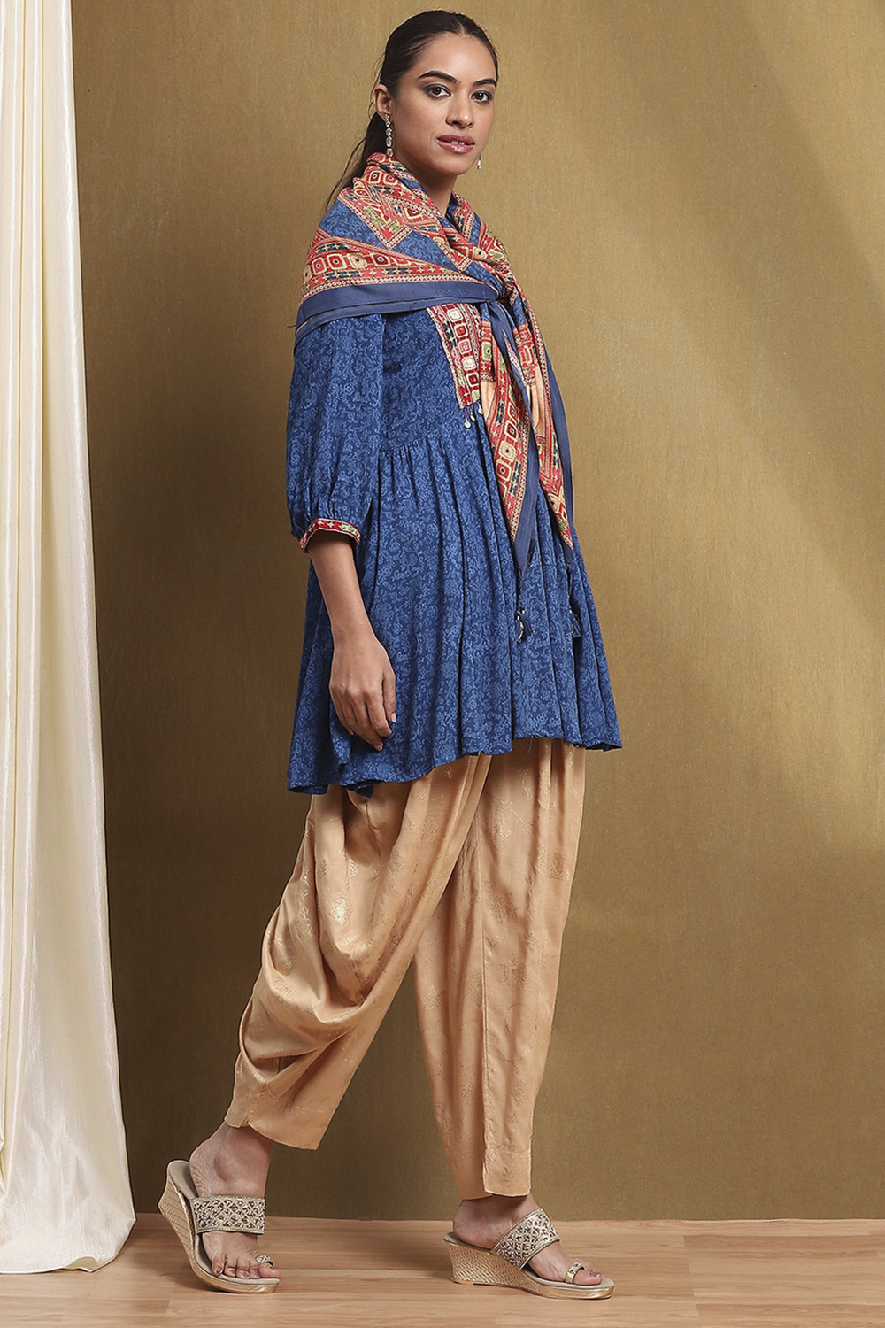 Blue and Beige Embroidered Peplum Kurta Set image number 5