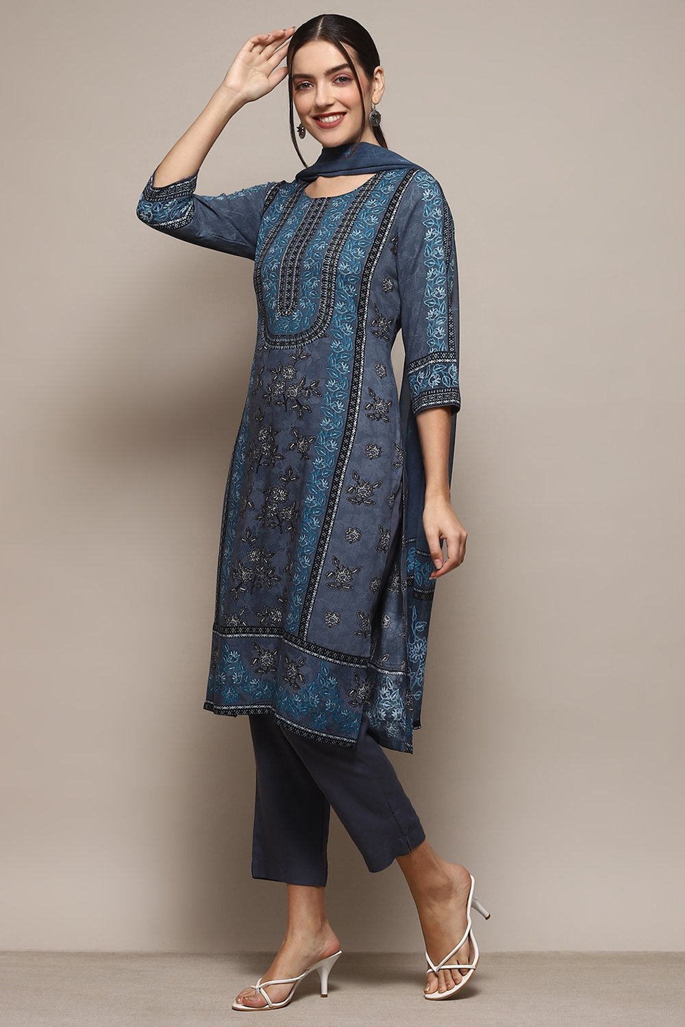 Blue & Rust LIVA Straight Kurta Slim Pant Suit Set image number 4