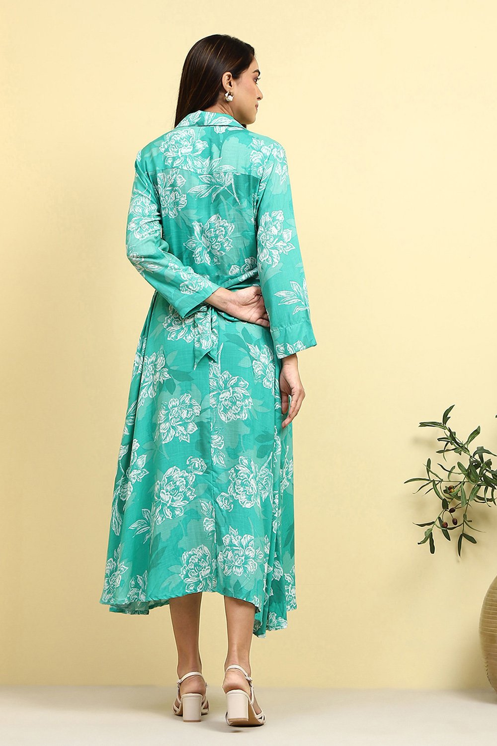 Blue Floral Printed Shirt Style A-line Dress image number 3