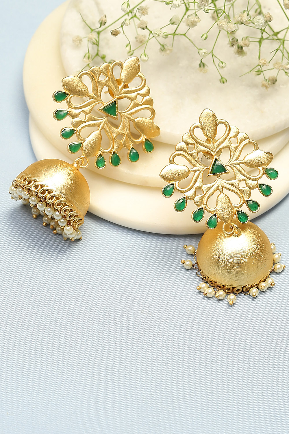 Gold Green Earrings image number 0