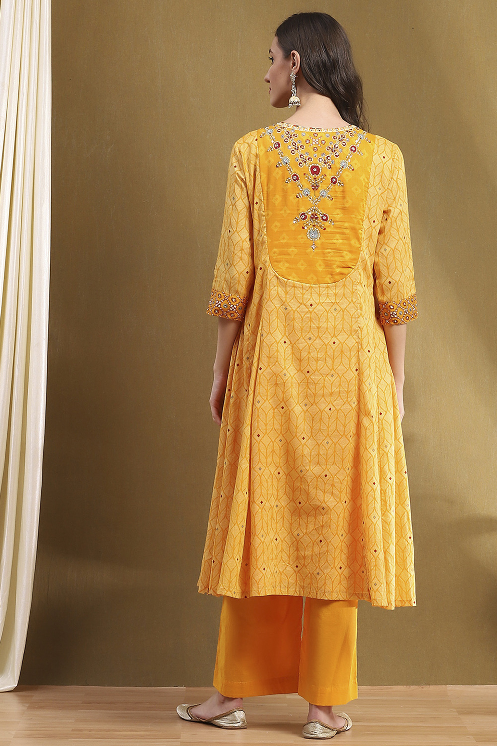 Mustard Yellow Cotton Printed Flared Festive Suit Set image number 4