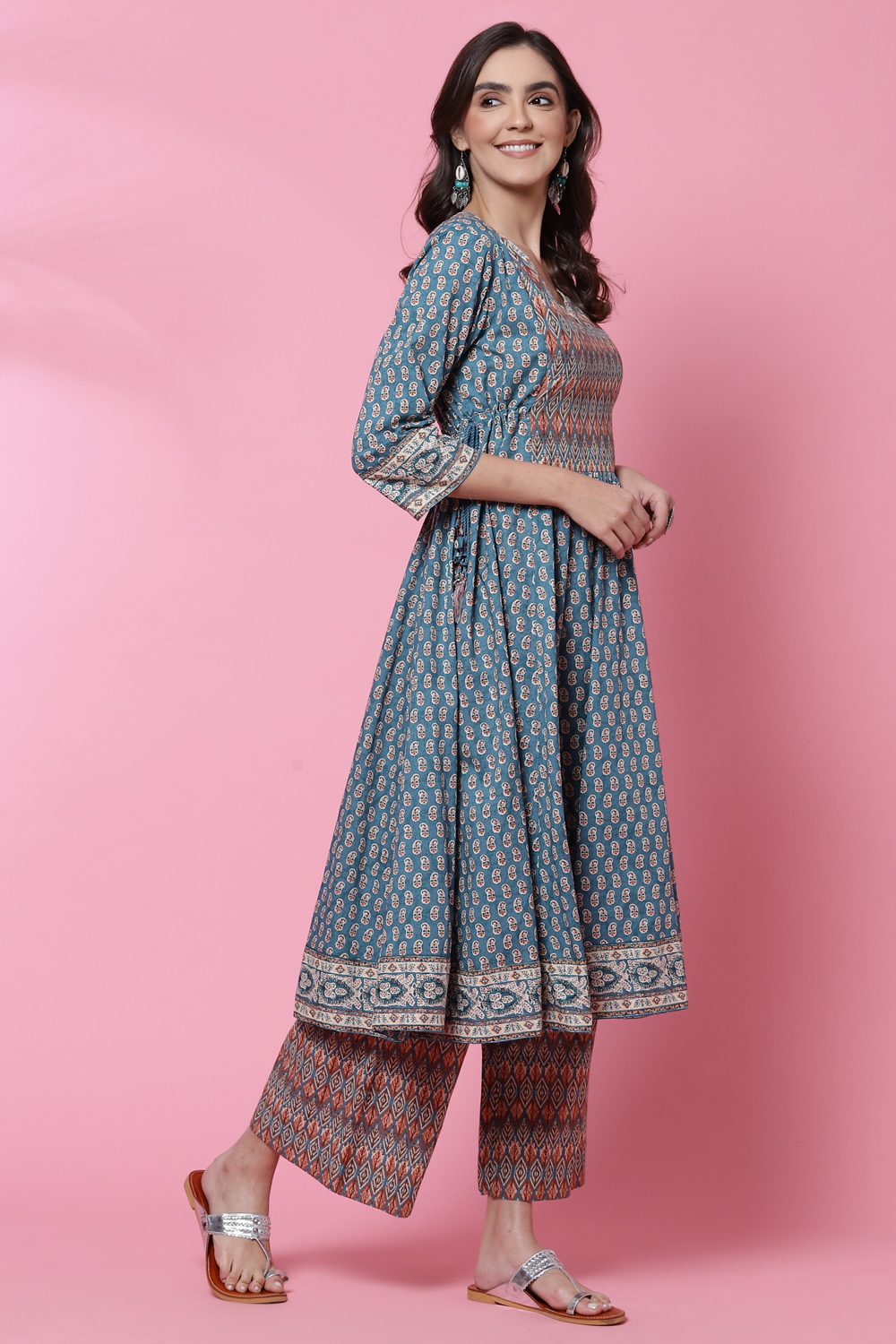 Teal Cotton Flared Kurta Set image number 5