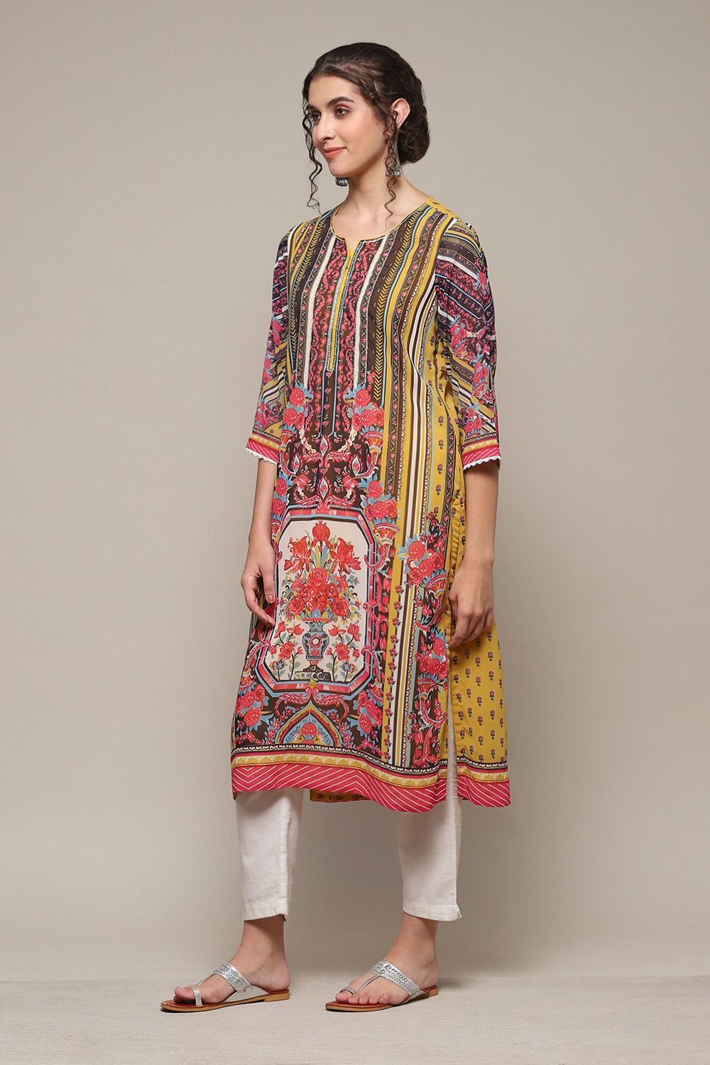 Yellow Polyester Straight Printed Kurta image number 3