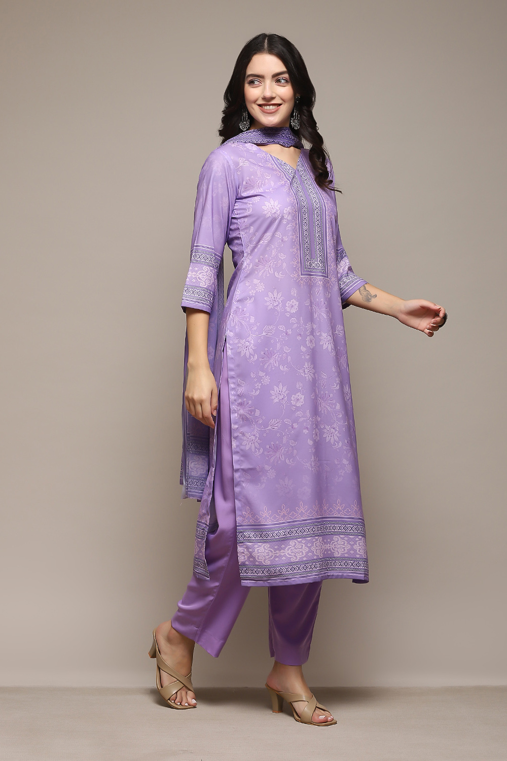 Lavendar Silk Blend Digital Print Unstitched Suit Set image number 7