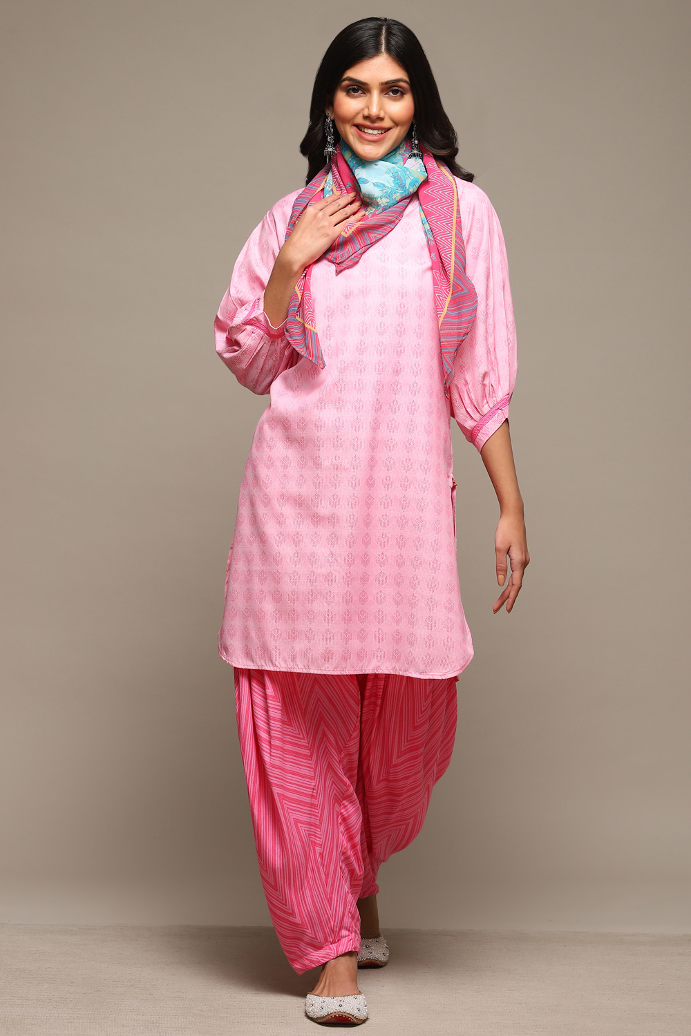 Pink Rayon Straight Kurta Cross Yoke Salwar Suit Set image number 7