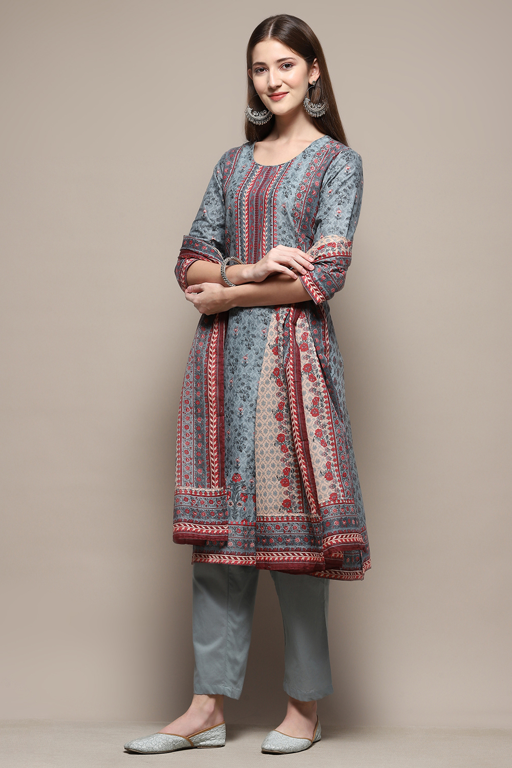 Mustard Pure Cotton Printed Kurta & Pants Suit Set image number 4