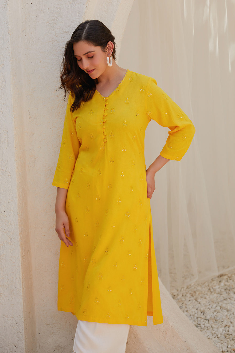 Yellow Rayon Floral Embroidered Straight Kurta image number 5
