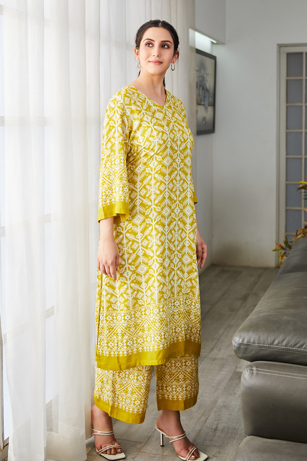 Lime Yellow Rayon Printed Straight Kurta Set image number 5