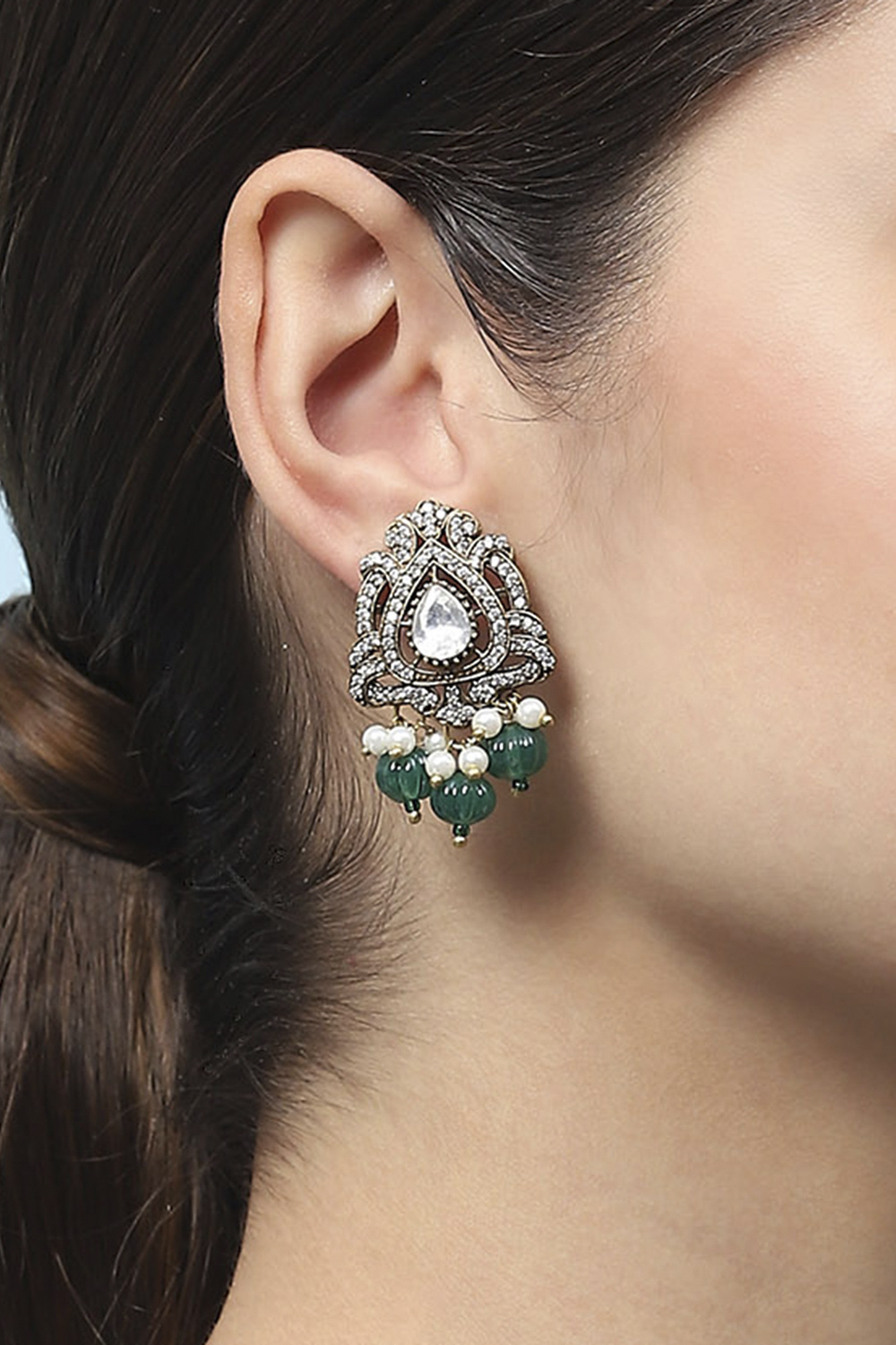 Green Kundan Festive Studs image number 3