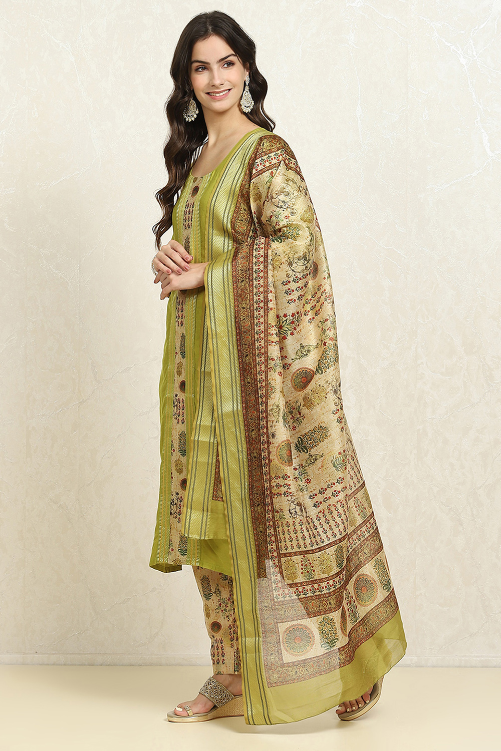 Green Cotton Handloom Unstitched Suit Set image number 4