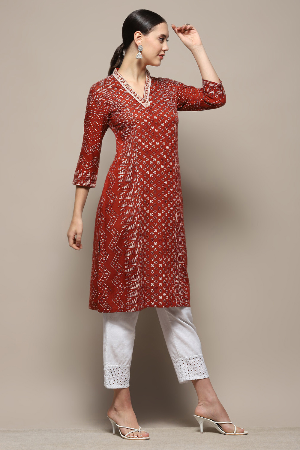 Cream-coloured Printed Regular Fit Straight Kurta image number 5