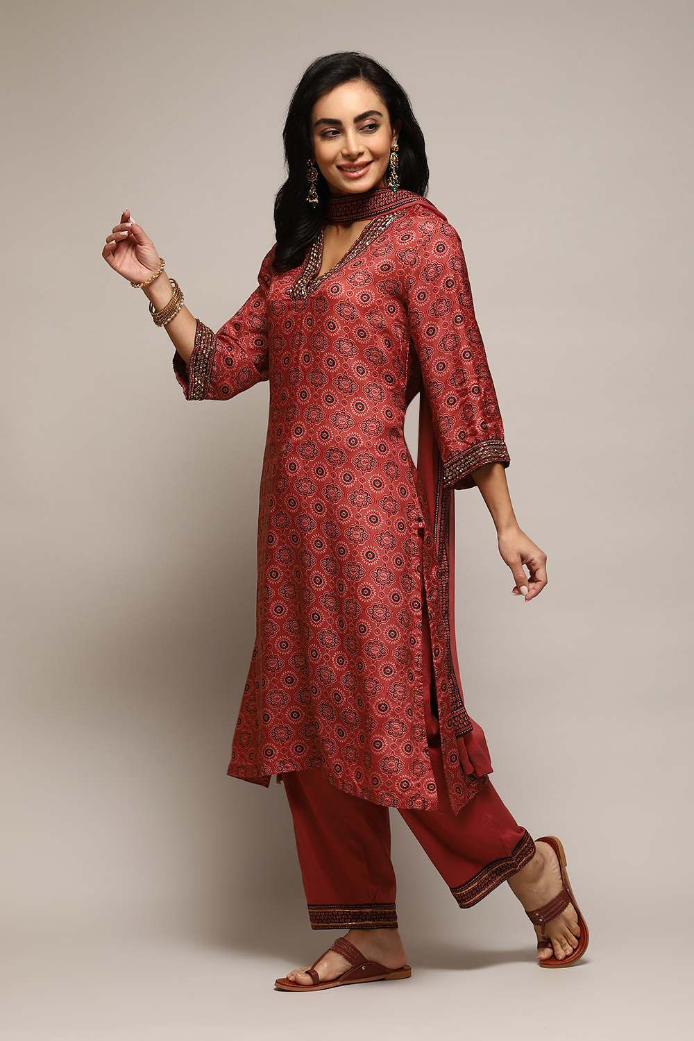 Onion Pink Modal Blend Straight Kurta Palazzo Suit Set image number 5