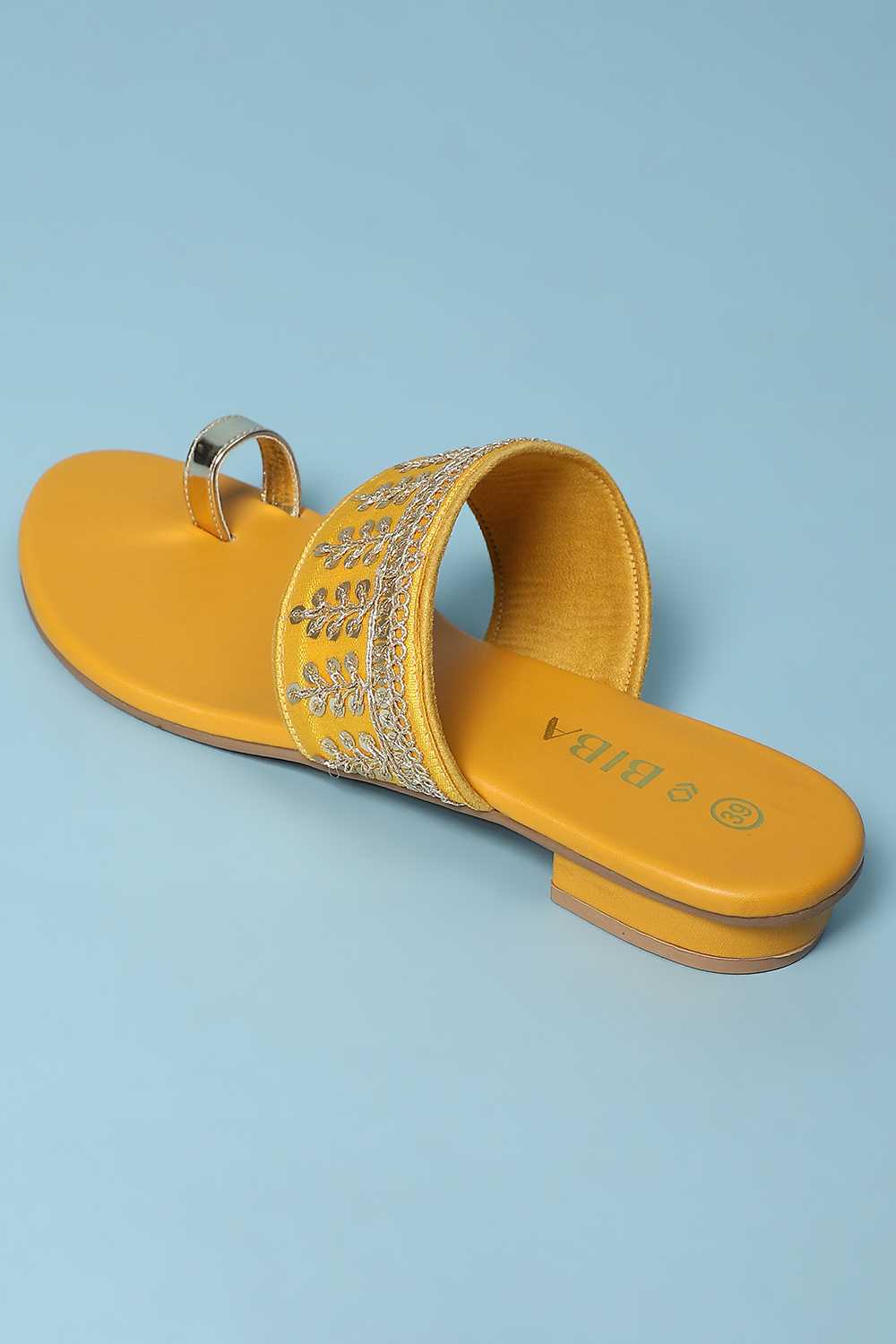 Yellow Embroidered Ring Toe Sandals image number 4